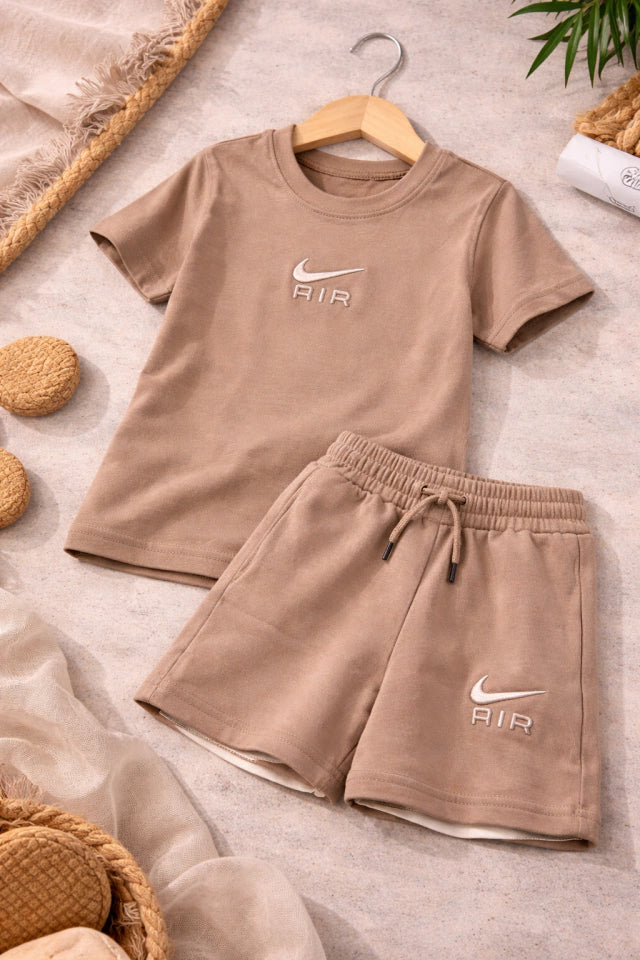 Conjunto Infantil Bege Premium Air – Camiseta + Bermuda